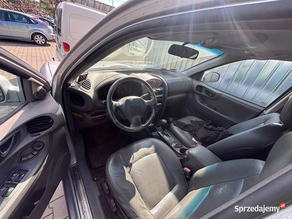 Hyundai Santa Fe I 27i V6 4WD benzynagaz Ostrowiec Świętokrzyski sprzedam
