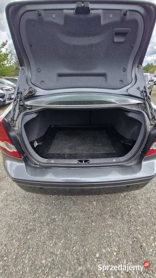 Volvo S40 II VOLVO S40 18E 2005 radio Częstochowa