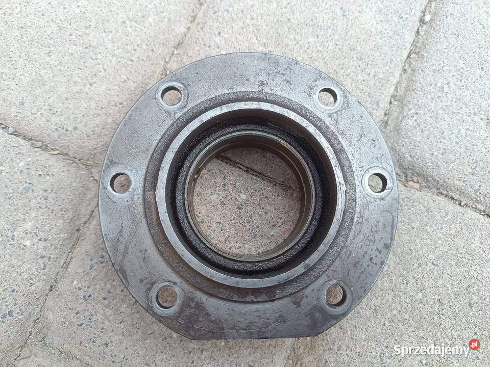 FIAT 126p panewka główna wał Nominał używane osobowe Bielsko-Biała