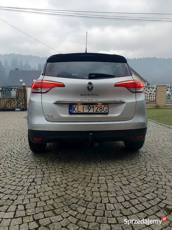 Super stan samo parkuje Stary Sącz