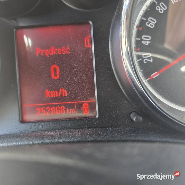 Opel Astra 2012