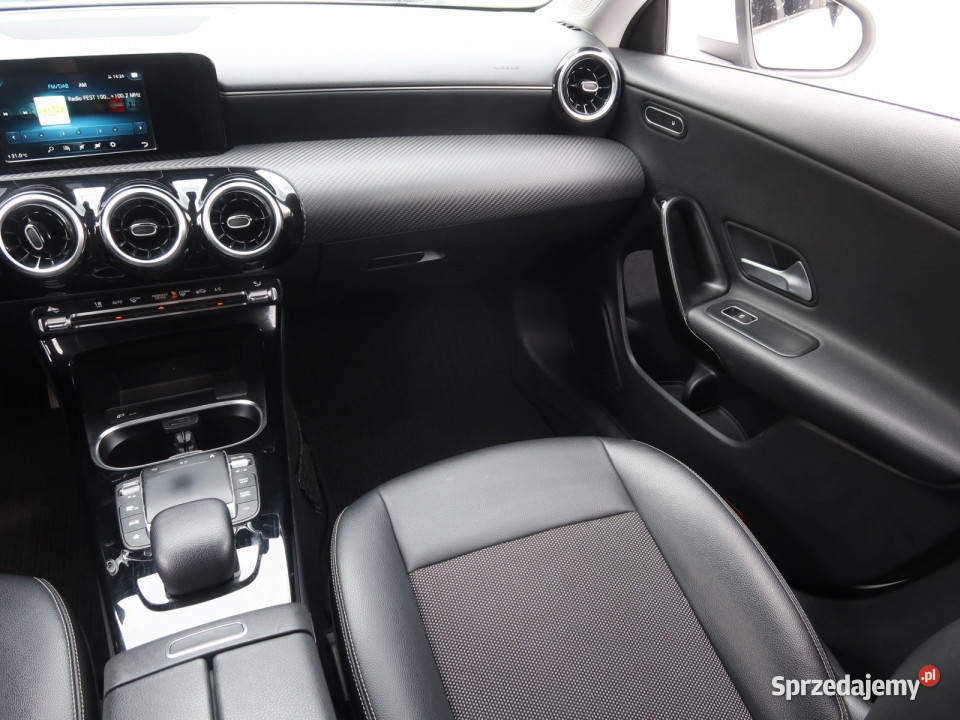 Mercedes CLA 200 elektryczne szyby Katowice