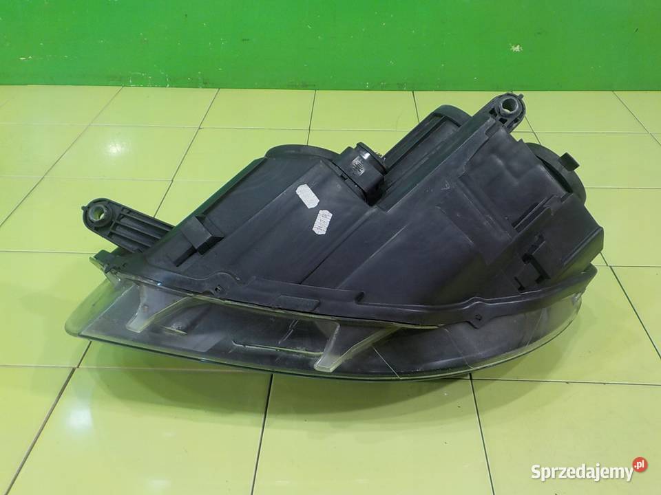 VW SCIROCCO 14 TSI 11r HB 3D lampa prawa przod Lampy przednie Suków