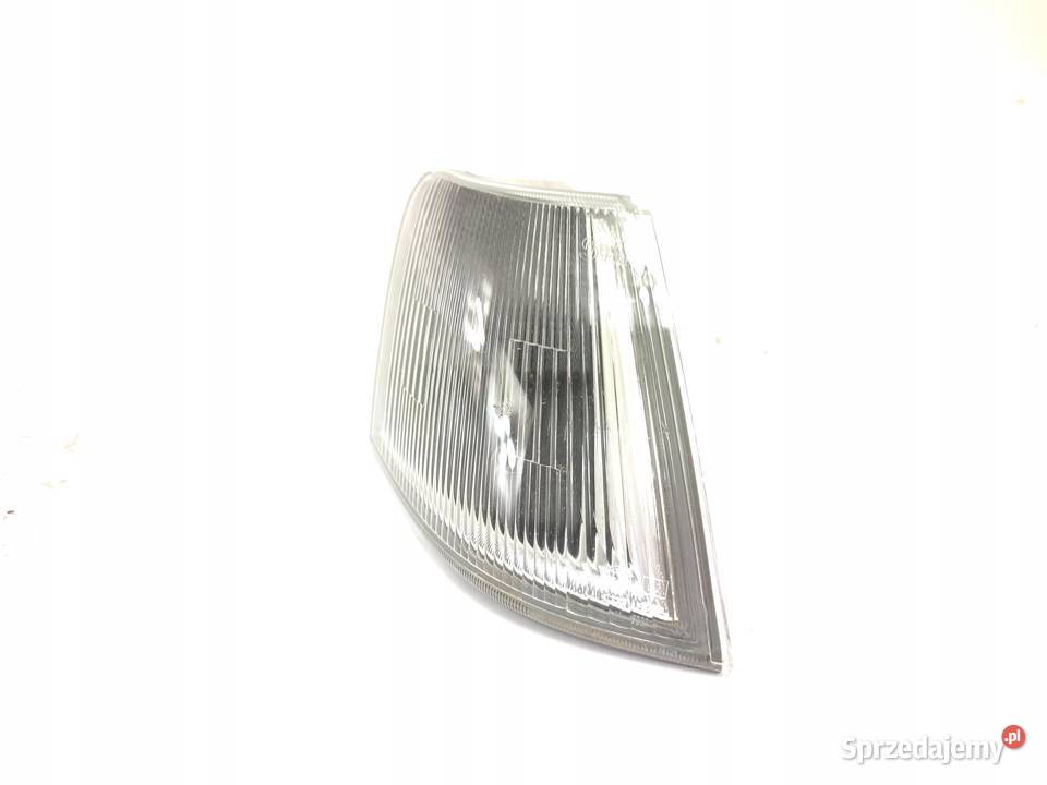 KIERUNKOWSKAZ PRAWY CITROEN XANTIA X1 X2 osobowe Kierunkowskazy