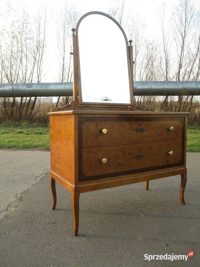 Toaleta Art Deco lata 30