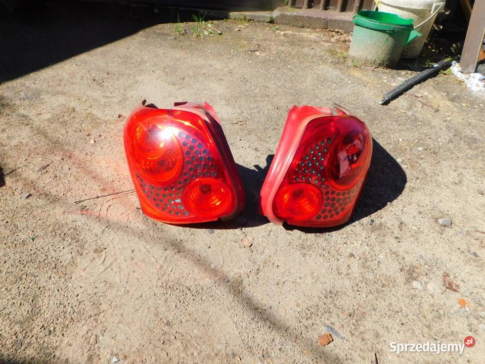 peugeot 207 lampa lewa WYSYŁKA sprzedam