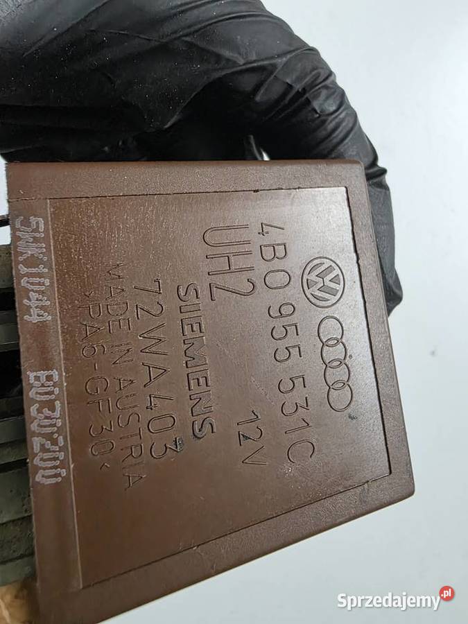 Przekaźnik wycieraczek Audi A8D2 397 4B0955531C Iława