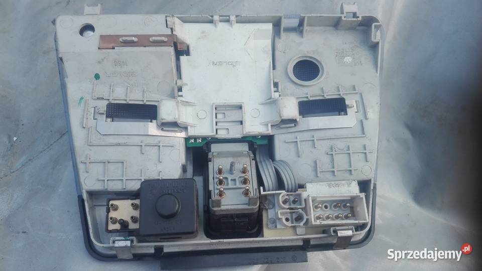 Mercedes c klasa w 202 lampa podsufitki 202 820 sprzedam