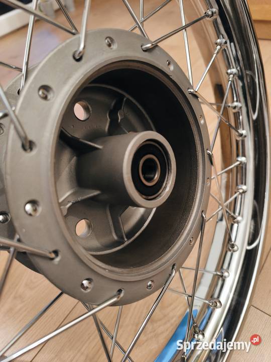 KOŁA WSK 125 B3 KOMPLET wycentrowane chromowane Pozostałe Cieszyn