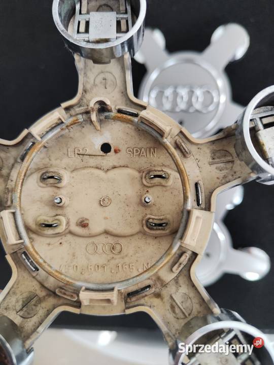 Dekielki kapselki audi 4f0 601 165 N Zwoleń