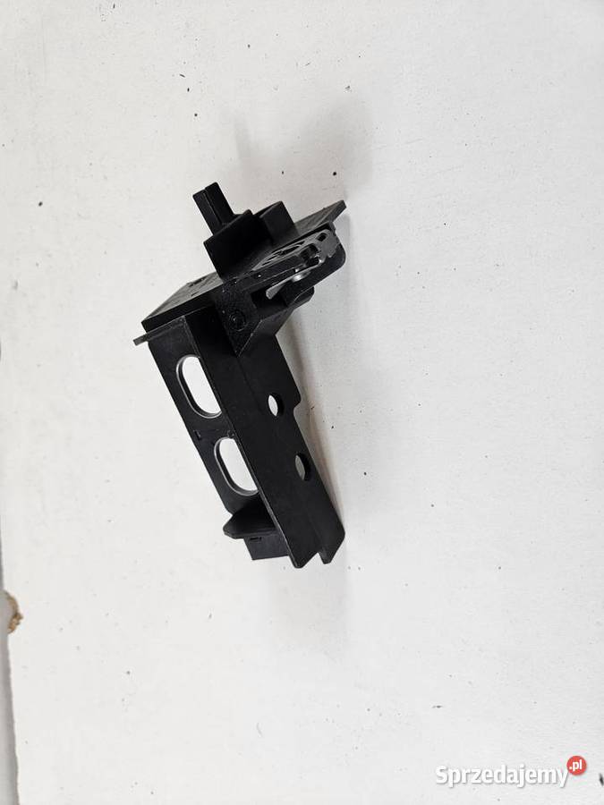 RENAULT KANGOO IV 4 ŚLIZG MOCOWANIE LAMPY PRAWY Motoryzacja Międzychód