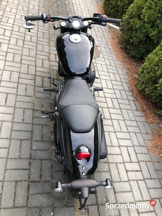 Benda Keewey Chinchilla 125 RKV125C Shadow 125