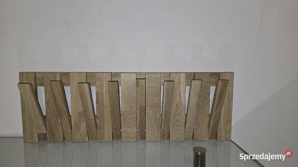 Solidny wieszak ścienny pianino sprzedam