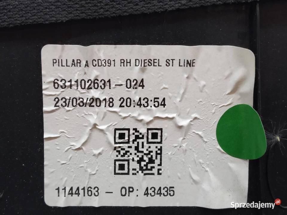 OSŁONA SŁUPKA A PRAWY PRZÓD ST LINE DS7303198J