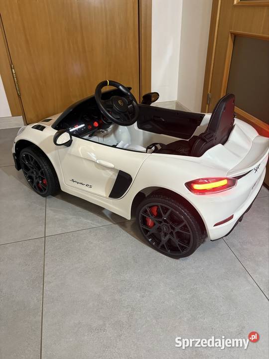 Samochód na akumulator BMW M4 dziecka