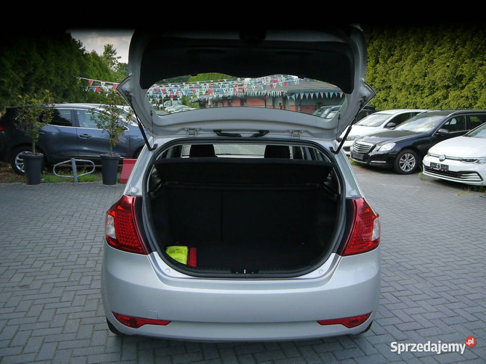 Kia Ceed 14b zwykły silnik Stan b bezwypadkowy z