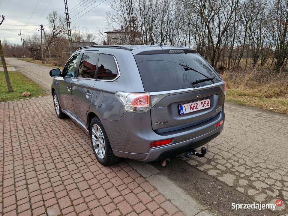 Mitsubishi Outlander 20 PHEV Instyle 4X4 2000cm3 Outlander Outlander Nadma