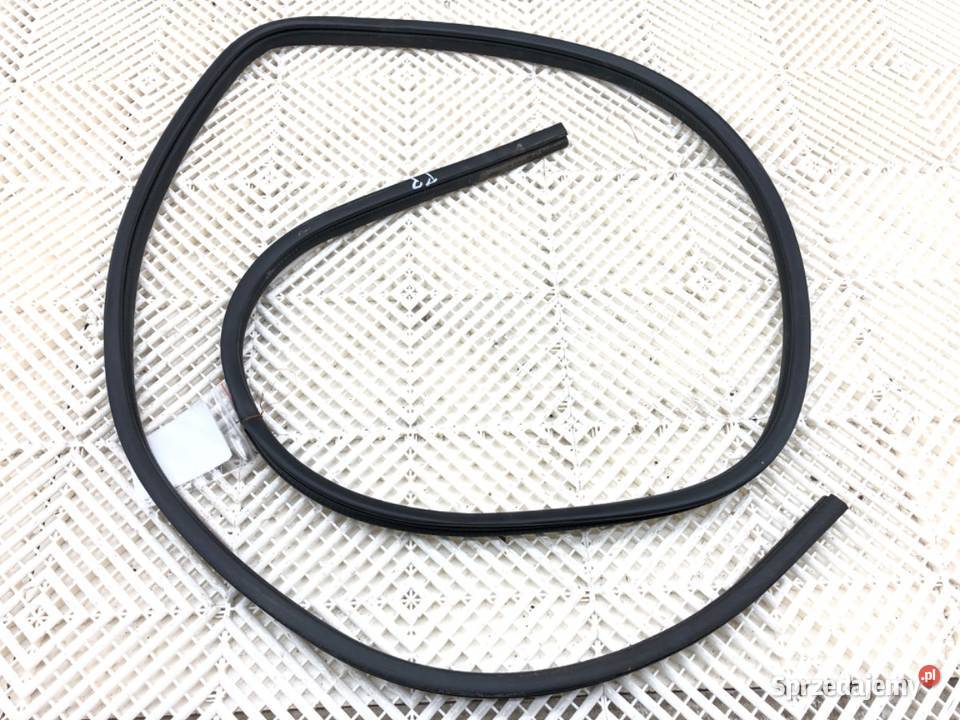 USZCZELKA DRZWI PRZÓD PRAWA MITSUBISHI OUTLANDER osobowe podkarpackie