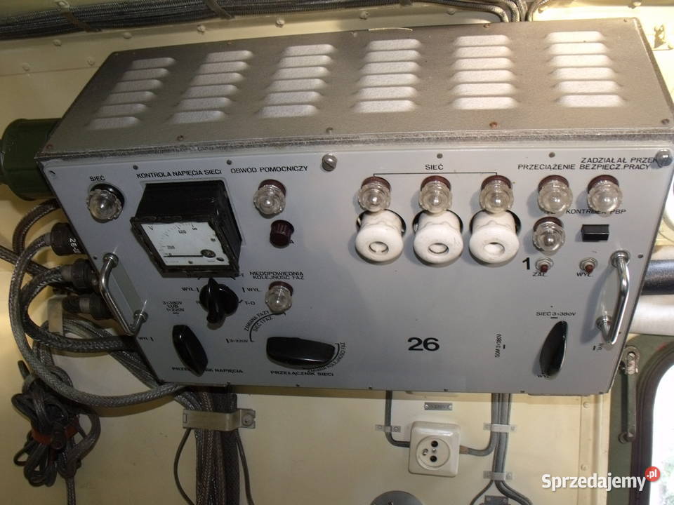 Radiostacja R140 z kontenerem Militaria Świętochłowice