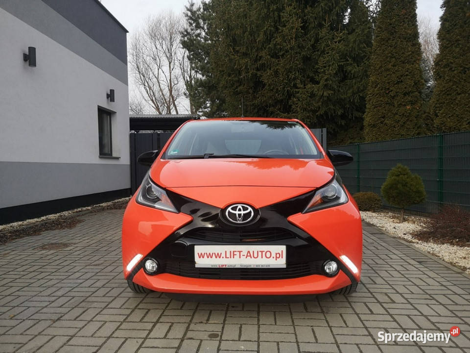 Toyota Aygo 10 VVTi 70 Klima Kamera Tempomat ESP Motoryzacja Strzegom