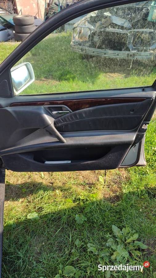 Mercedes w210 E klasa maska część Radzionków sprzedam