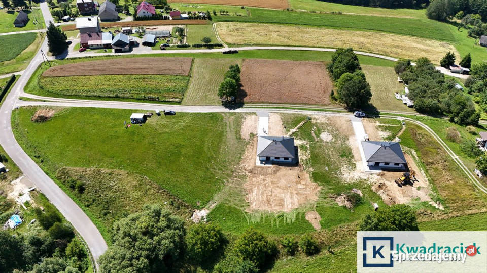 sprzedaży gruntu Kombornia 2337m2 6418zł/m2