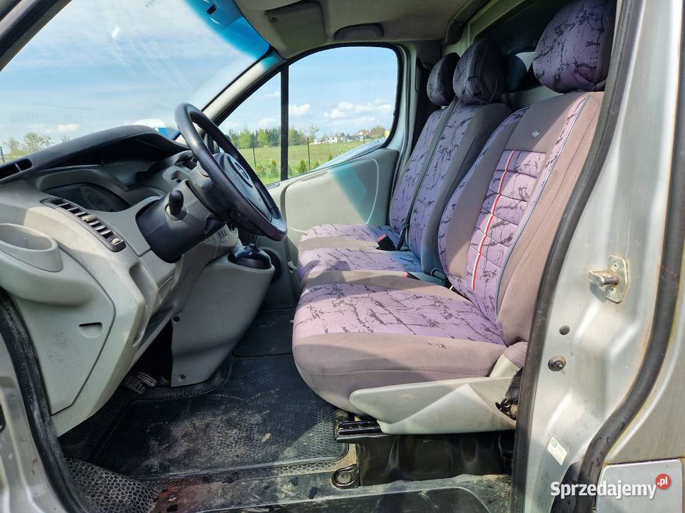 OPEL VIVARO 3fotele LONG Klima Długi Automat Rok produkcji 2007 Chojnice
