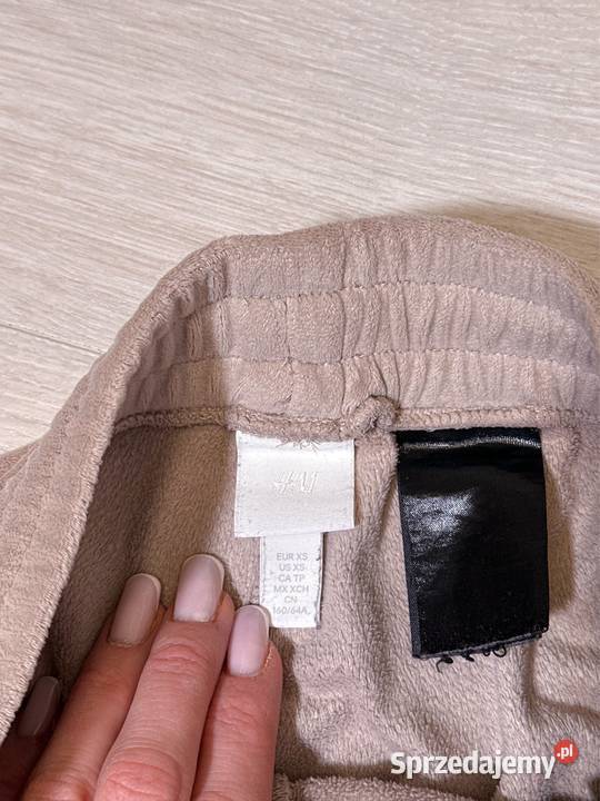 Dres S 36 welurowy HM beżowy dresy bluza kompel Rozmiar 36(S) Pozostałe Warszawa sprzedam