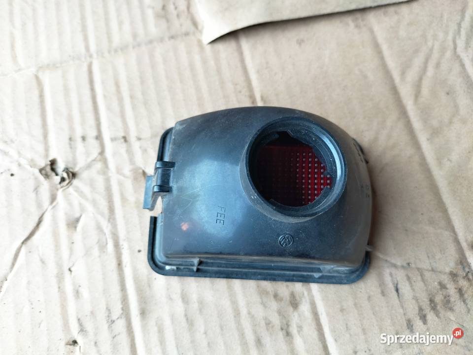 VW TRANSPORTER T4 0945729 LAMPA PRZECIWSMGIELNA
