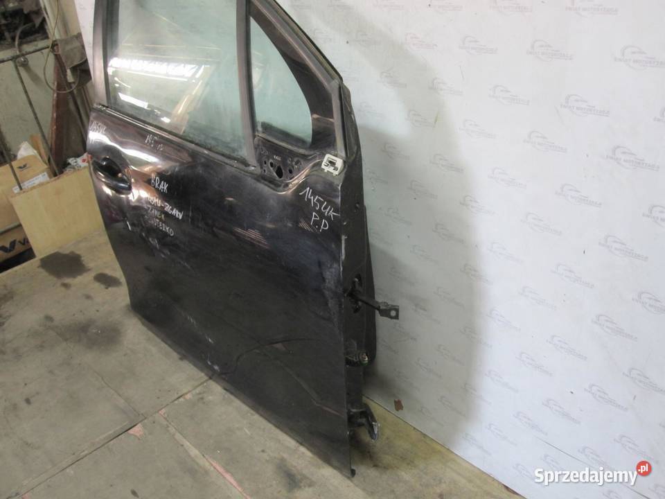 PEUGEOT 208 I 12r drzwi prawy przód