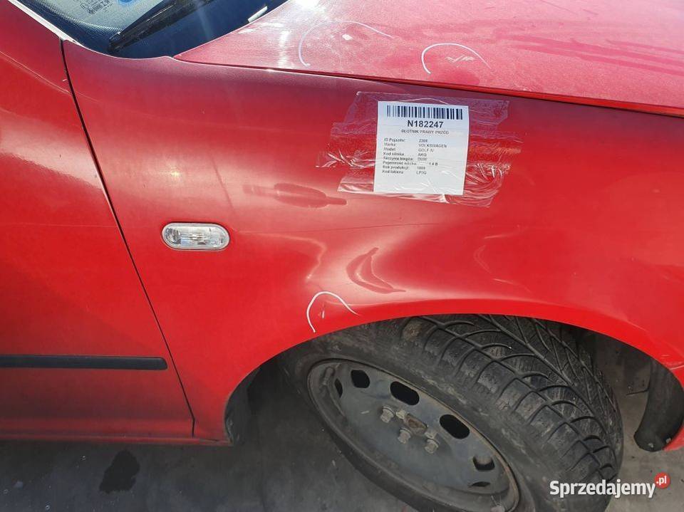 BŁOTNIK PRAWY PRZÓD VOLKSWAGEN GOLF IV LP3G Lipno