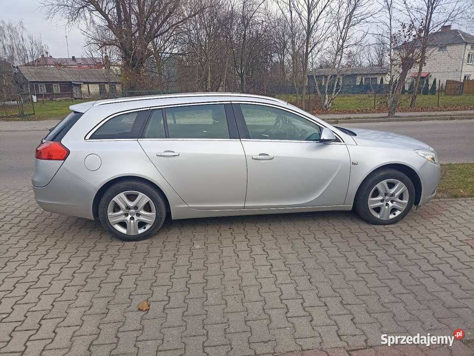Piękna Insignia kombi 20 sprzedam