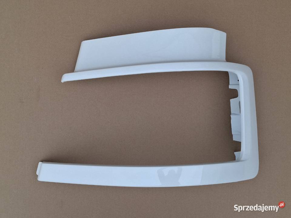 SCANIA R S RAMKA OBUDOWA REFLEKTORA LEWA OSŁONA lubuskie Bieleń