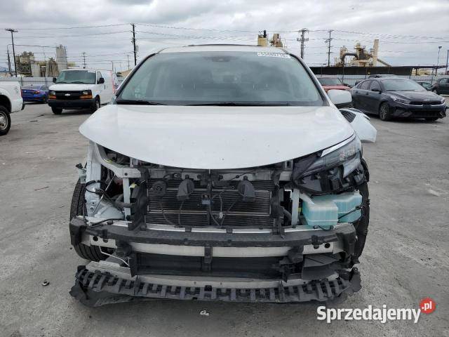 2024 Toyota Sienna XLE AWD Dębica sprzedam