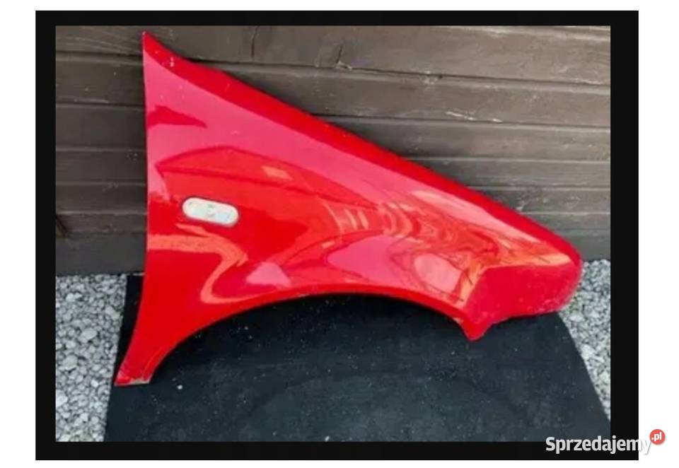 Błotnik prawy przód przedni czerwony VW Bora Kraków