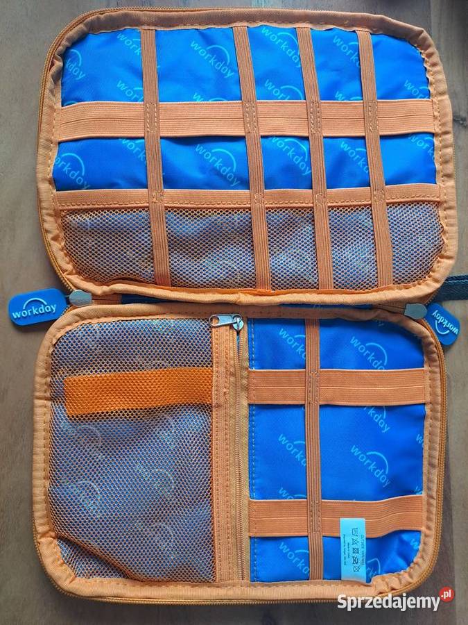 Saszetka podróżna na suwak