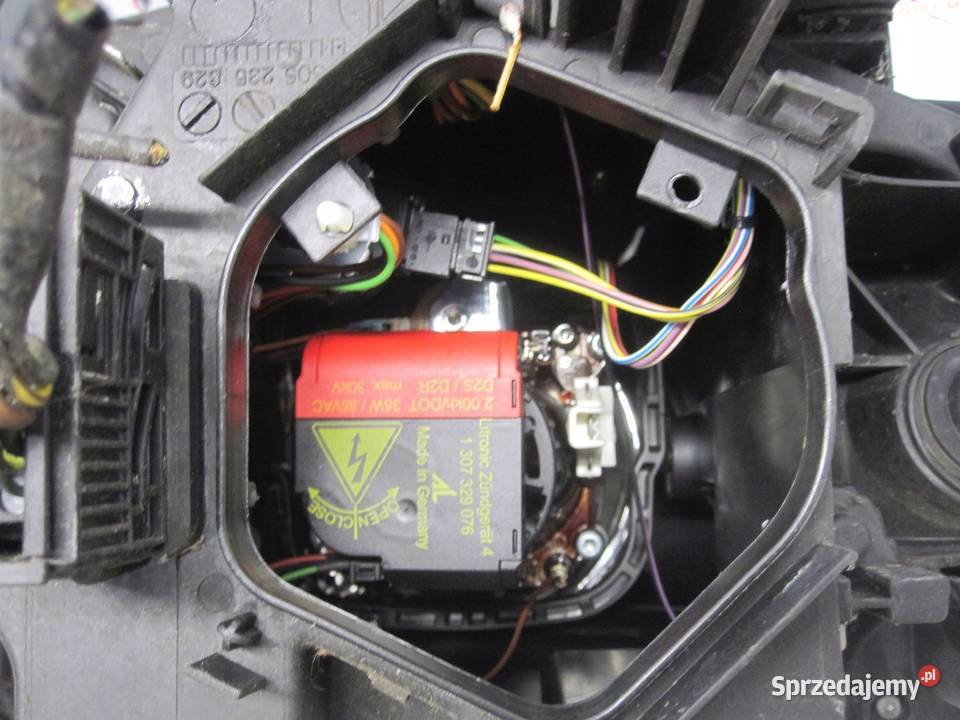 BMW X3 E83 04r lampa lewa przód z przetwornicą Kielce