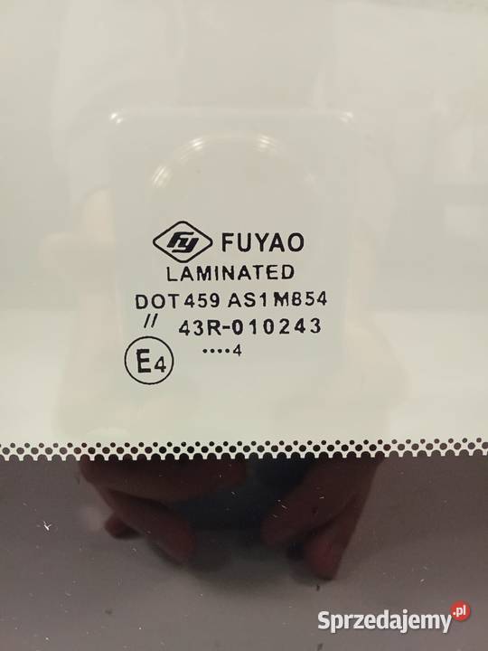 Szyba Przednia Chrysler 300M 9804 Zielona osobowe Bralin