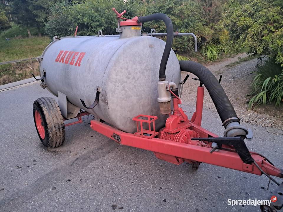 Beczkowóz BAUER 2200L ocynk