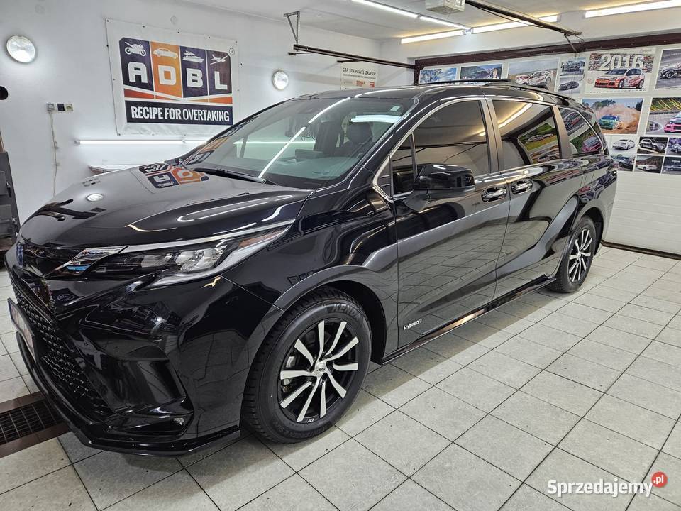 Toyota Sienna Toyota Sienna XSE BLACK 20 Mielec
