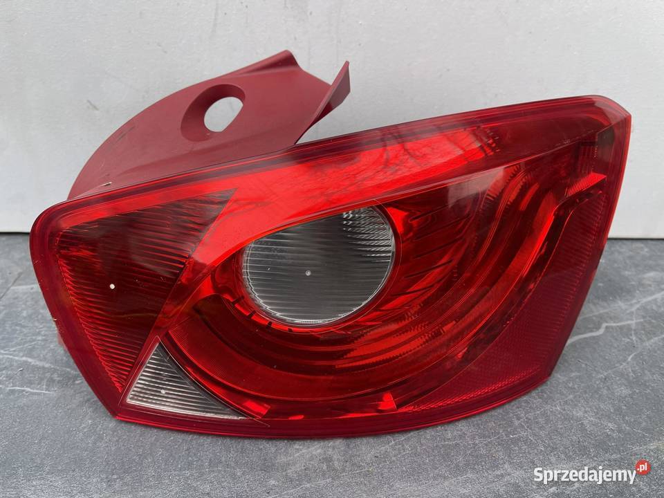 SEAT IBIZA PRAWA LAMPA TYŁ Ostroróg