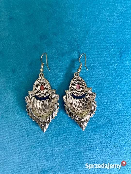 Piękne kolorowe metalowe bogate kolczyki nowe Nisko