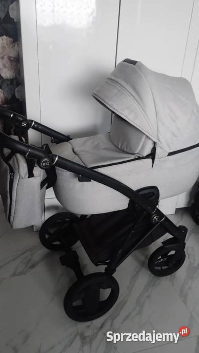 Wózek dziecięcy Invictus 20 Sanniki sprzedam