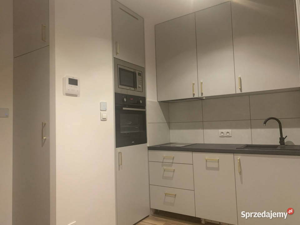 Dwa osobne nieprzechodnie pokoje balkon szybki Warszawa sprzedam