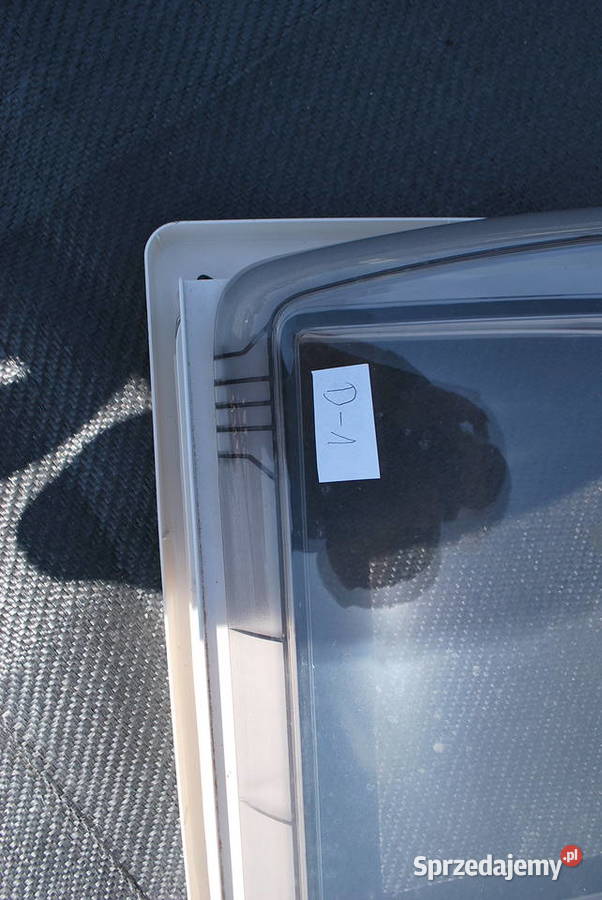 SZYBERDACHOKNO DACHOWE DOMETIC MINI HEKI 40x40 Grzebowilk sprzedam