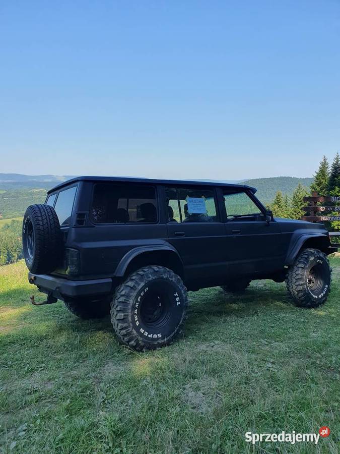 Nissan Patrol Y60 seria 28 D rozmiar kół 38 cala Lesko
