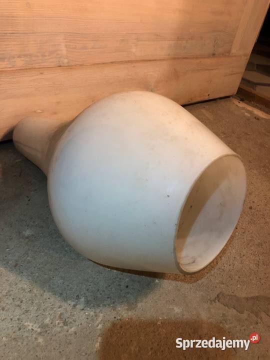 Wysoki szklany klosz kropla wody z otworem wielkopolskie Poznań