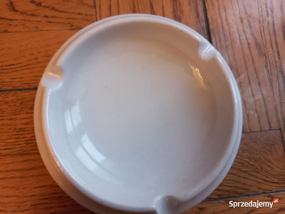 Popielnica porcelanowa ćmielów
