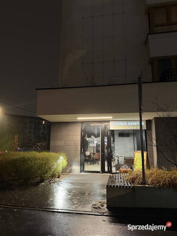 Odstąpię sprzedam lokal gastronomiczny metro Warszawa sprzedam