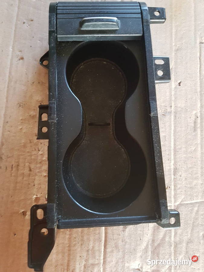 BMW E70 X5 2012 2013 SCHOWEK NA KUBKI ROLETA terenowe sprzedam